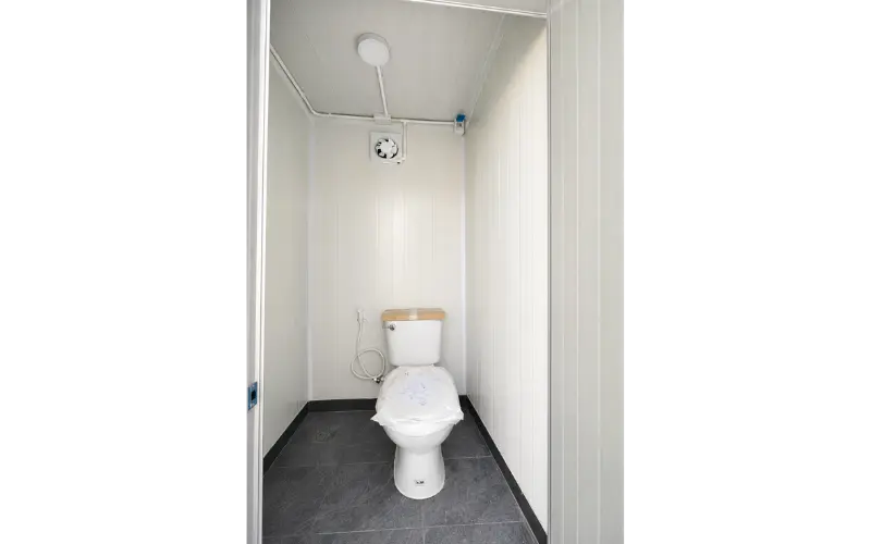 prefab-toilet-TEH-TL02-inside ภายใน ห้องน้ำสำเร็จรูป สำหรับธุรกิจ รุ่น TEH-TL02