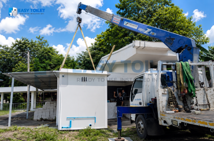 เครนยกห้องน้ำคนพิการสำเร็จรูป รุ่น TEH-TL21 ใกล้บริเวณหลังคากันสาด จังหวัดสระบุรี