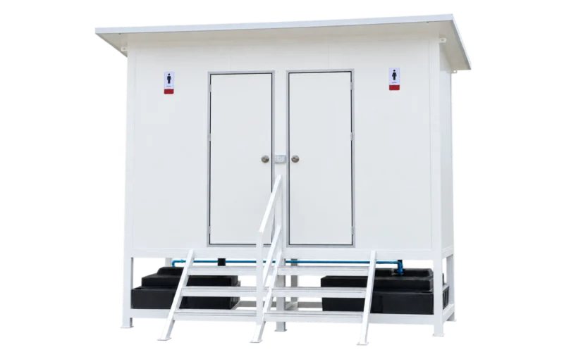 teh-tl10-field-toilet-side ห้องน้ำสำเร็จรูป TEH-TL10 ยกพื้นสูง มุมมองด้านข้าง เห็นถังเก็บน้ำเสีย 500 ลิตรทั้งสองฝั่ง