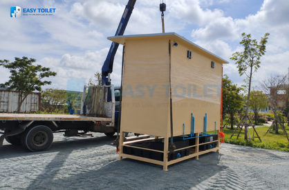 เครนยกห้องน้ำเคลื่อนที่ TEH-TL10 ลงจากรถบรรทุกที่หน้างานฉะเชิงเทรา
